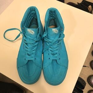 🔥VANS Monochrome Turquoise Sk8-Hi shoes🔥